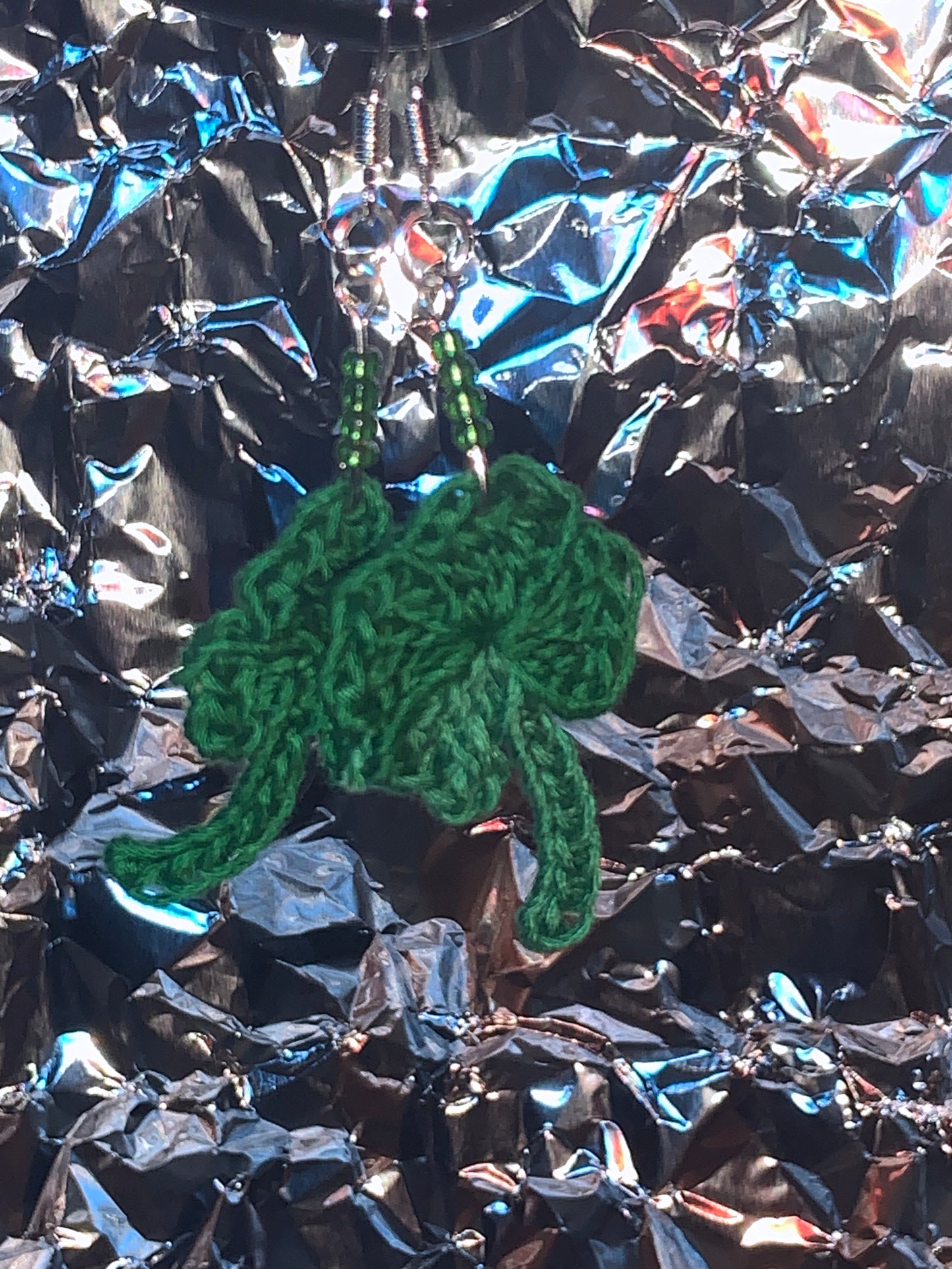 Classic green shamrock micro crochet earrings