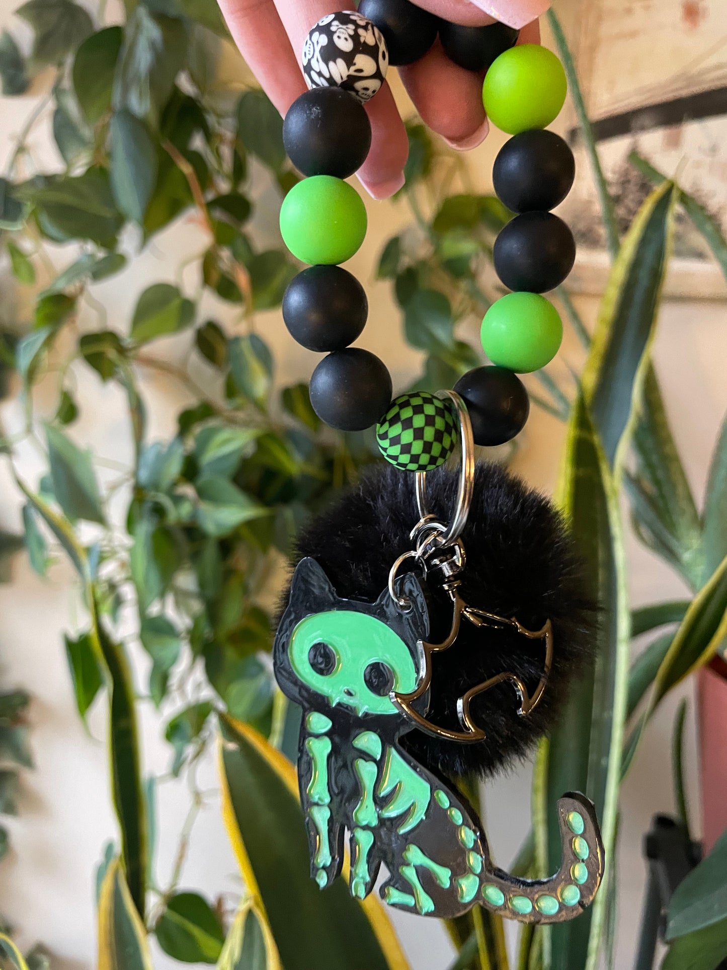 Black and green skelekitties