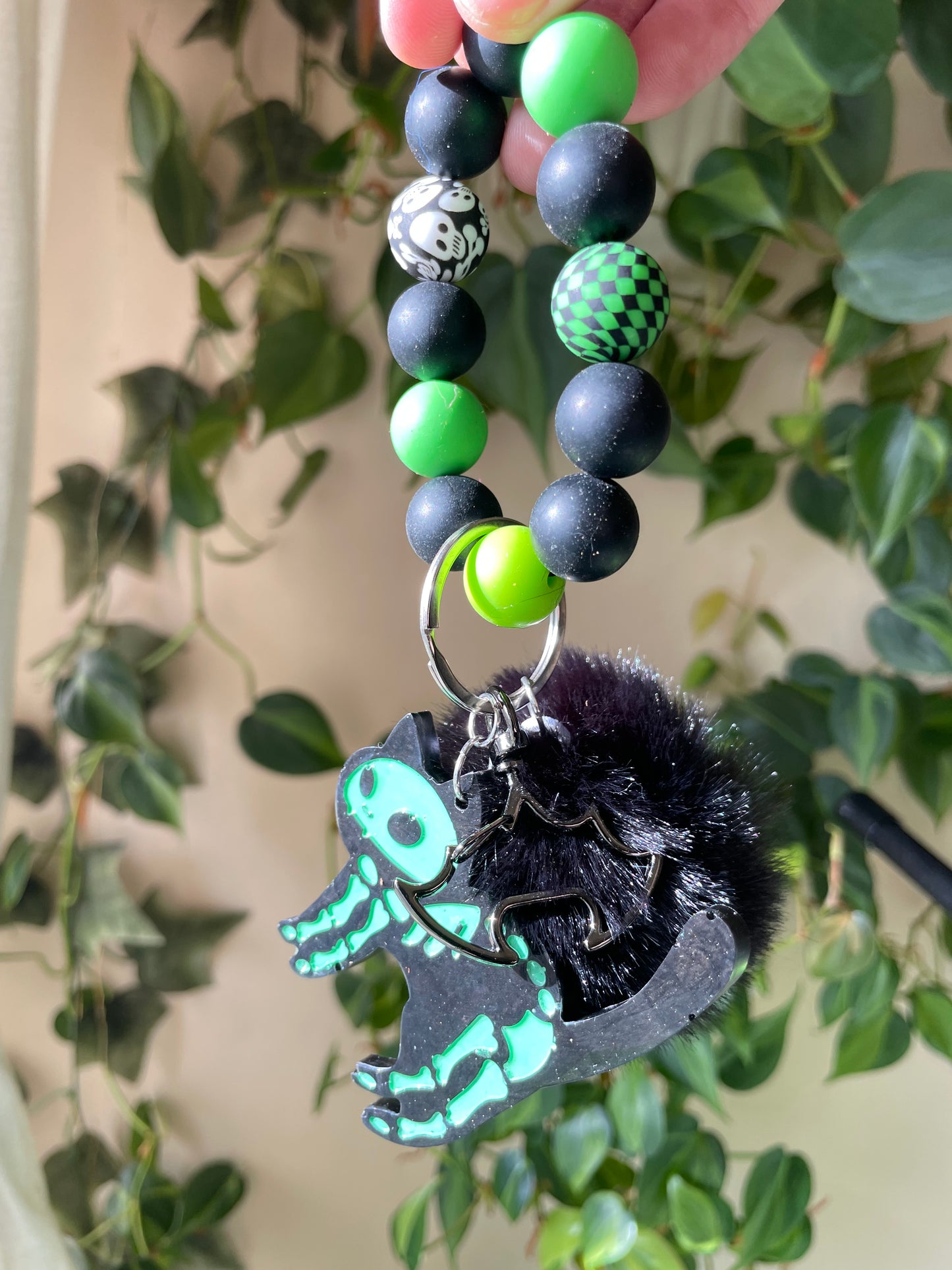 Black and green skelekitties