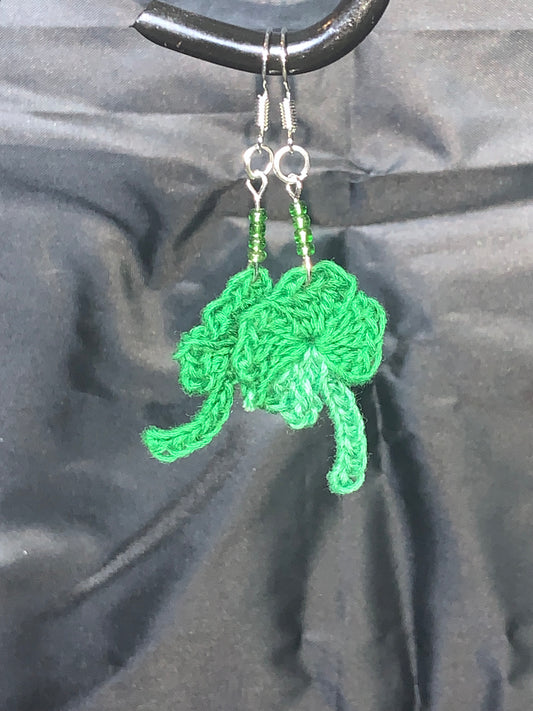 Classic green shamrock micro crochet earrings