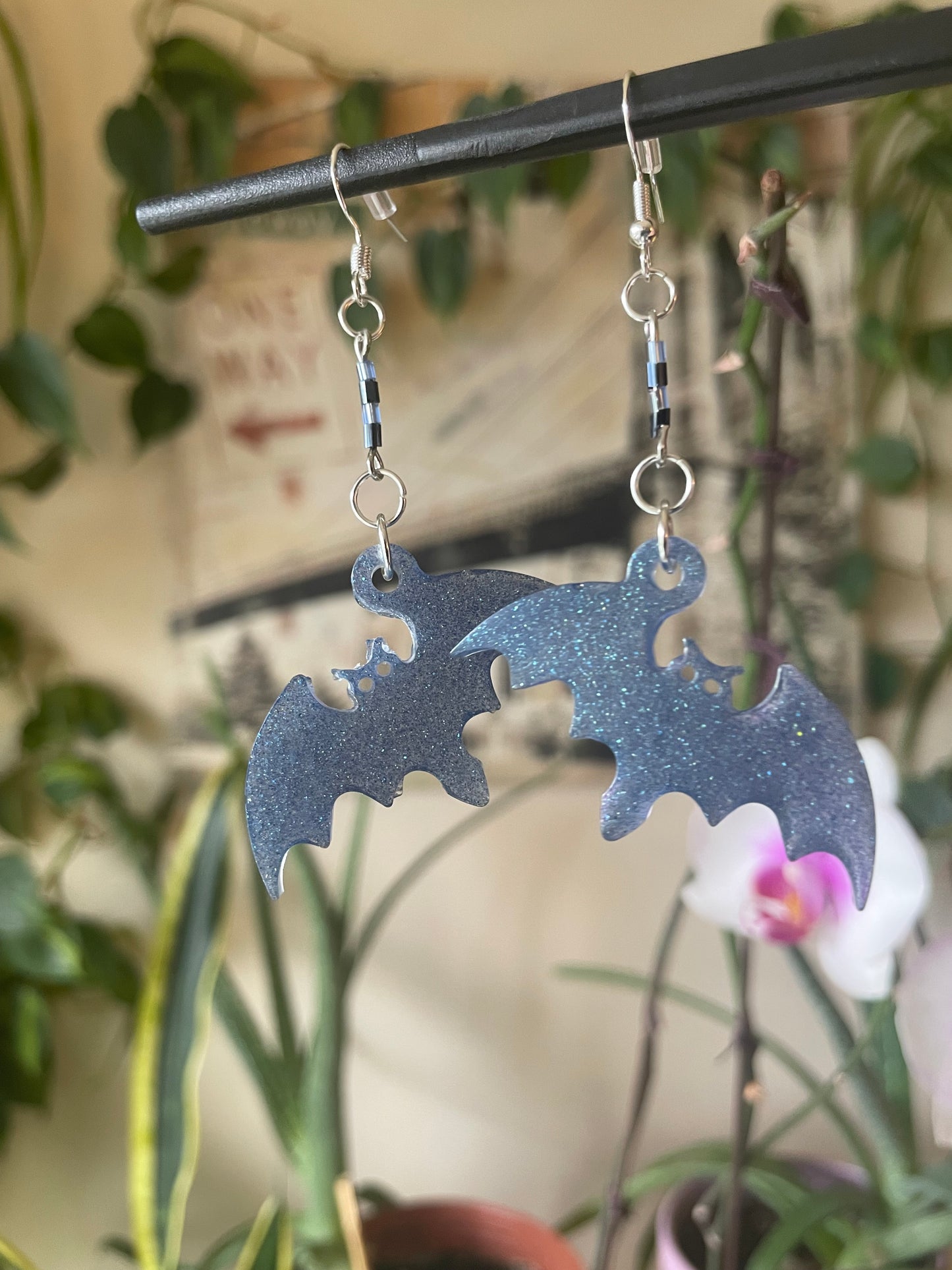 Sparkling spooky earrings