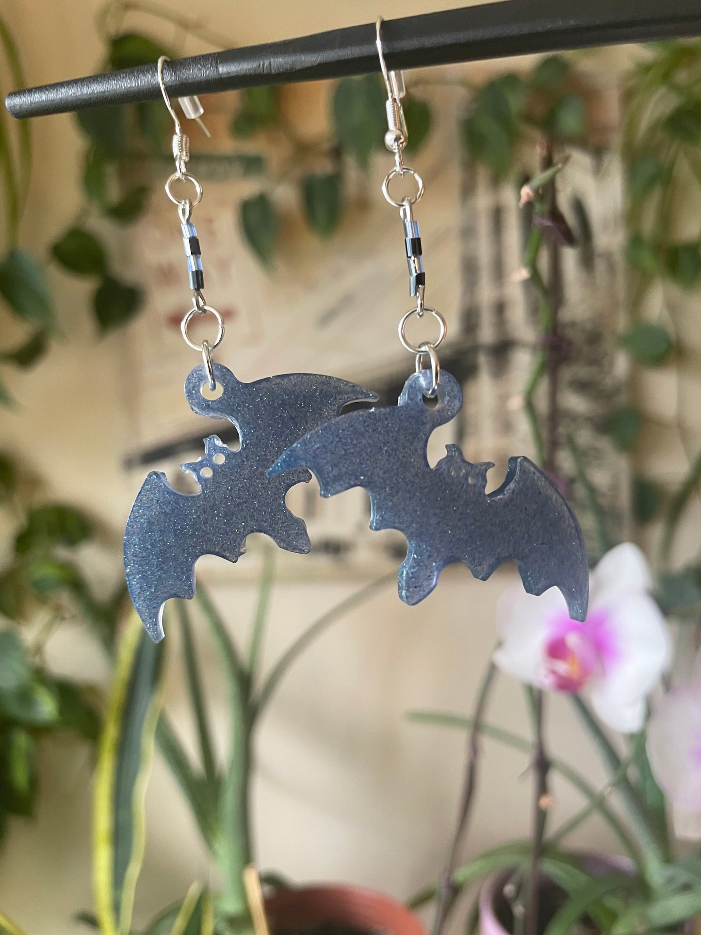Sparkling spooky earrings