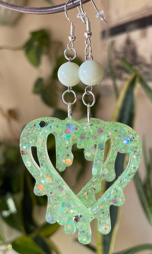Melting hearts epoxy earrings