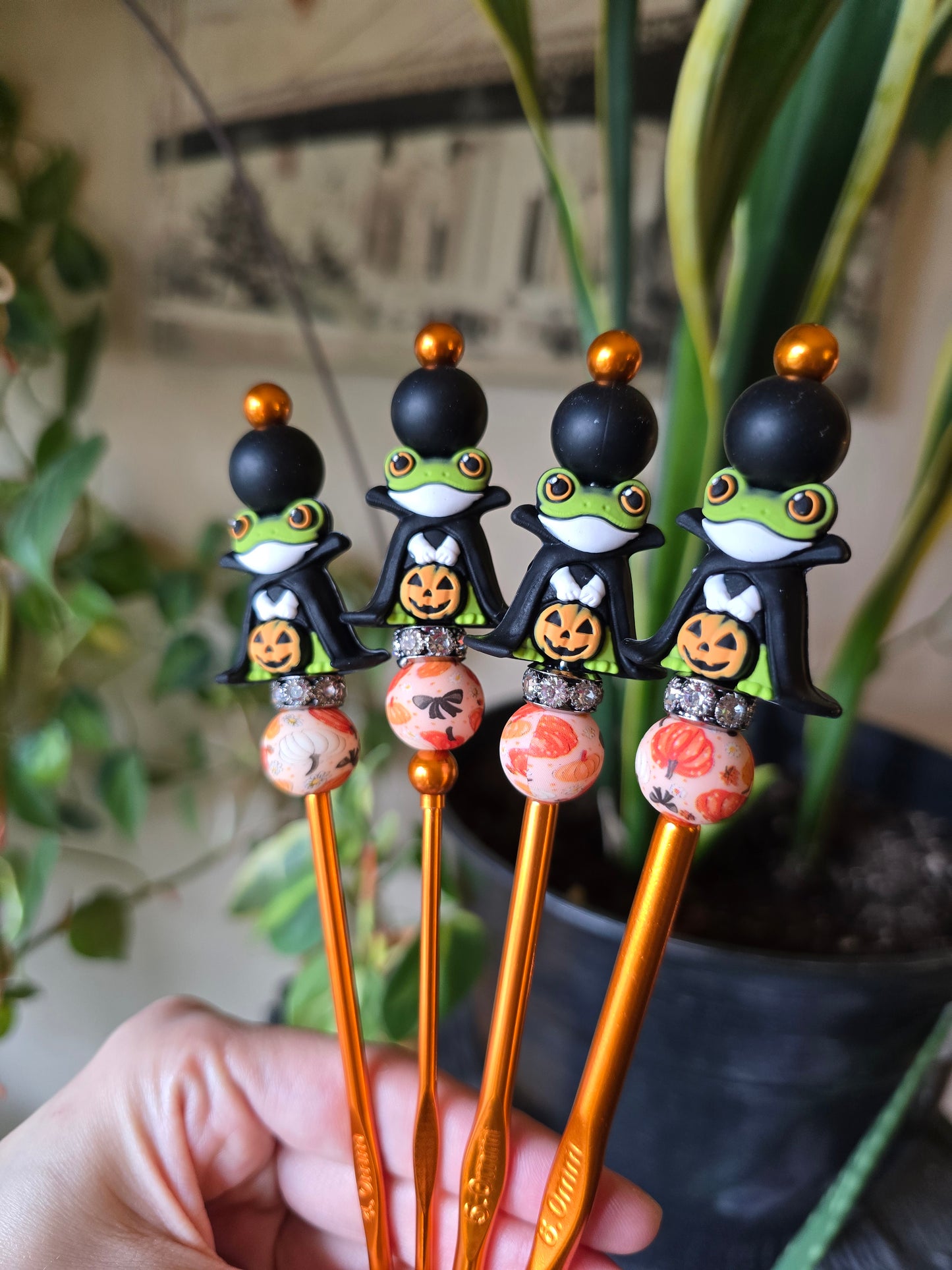 Beaded crochet hook sets