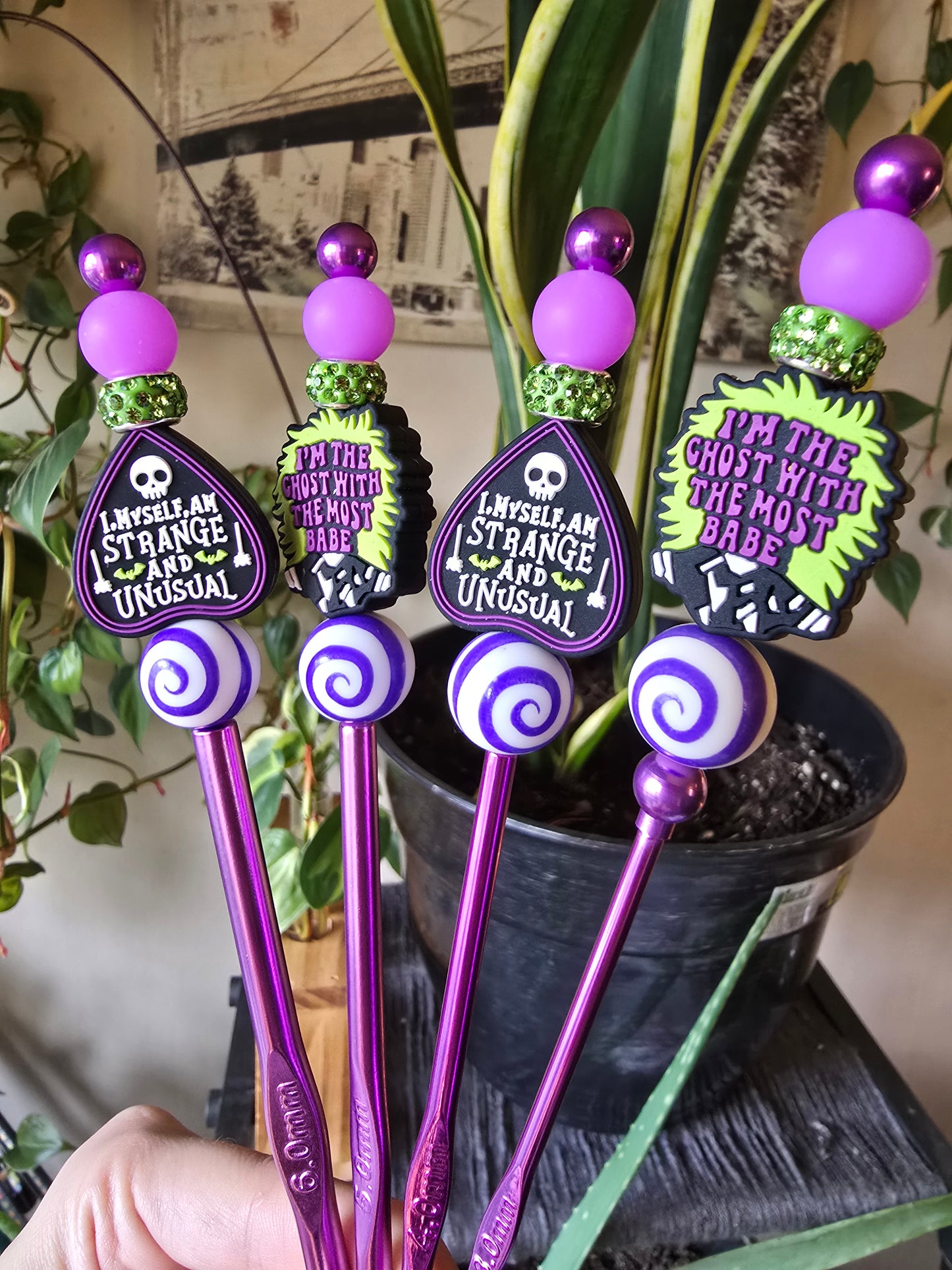 Beaded crochet hook sets